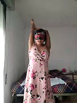 Bella Luna18 online show from 03/15/25, 08:58