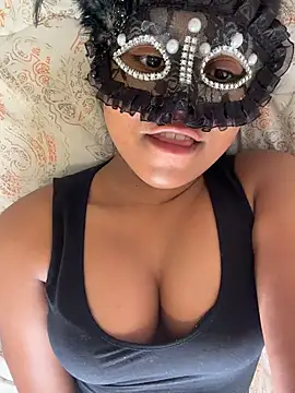 Bella Luna18 online show from 02/13/26, 06:59