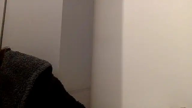 Snapshot of CherryRoxanne chatting on 12/22/24, 06:48 CherryRoxanne online show from 12/22/24, 06:48