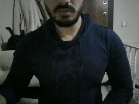 Snapshot of DateMike94 chatting on 01/05/25, 10:19 DateMike94 online show from 01/05/25, 10:19