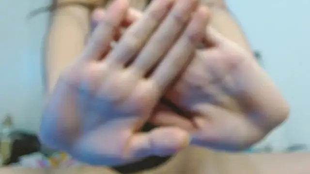 Snapshot of Kim_19 chatting on 02/09/25, 04:57 Kim 19 online show from 02/09/25, 04:57