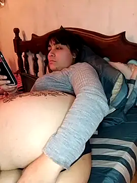 Snapshot of agustina_0o chatting on 06/24/26, 03:49 agustina 0o online show from 06/24/26, 03:49
