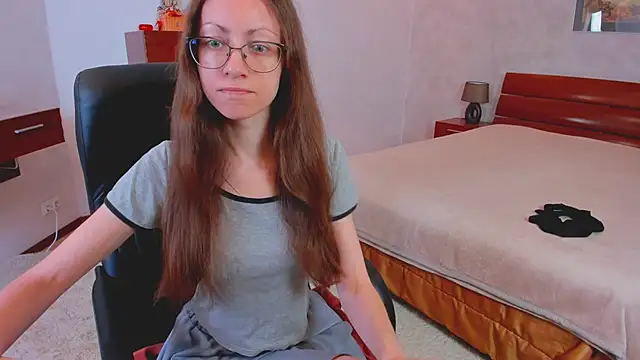 Pantyhose Mila online show from 10/26/25, 08:04