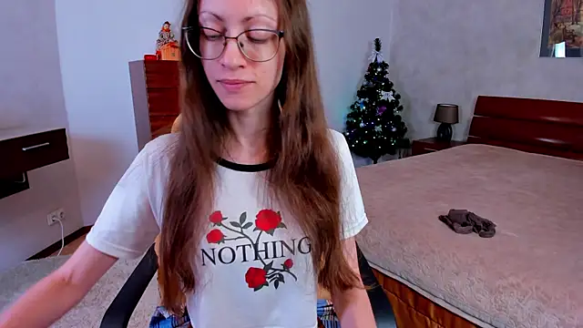 Pantyhose Mila online show from 01/06/26, 08:23