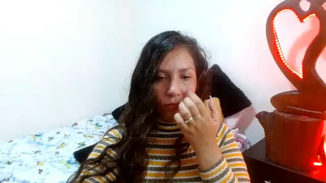 Snapshot of naihroby chatting on 12/03/24, 06:26 naihroby online show from 12/03/24, 06:26