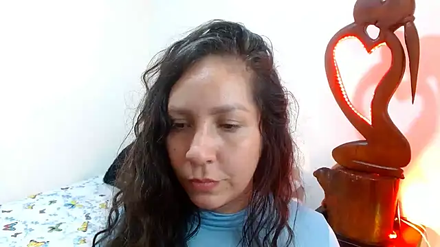 Snapshot of naihroby chatting on 01/02/25, 05:35 naihroby online show from 01/02/25, 05:35