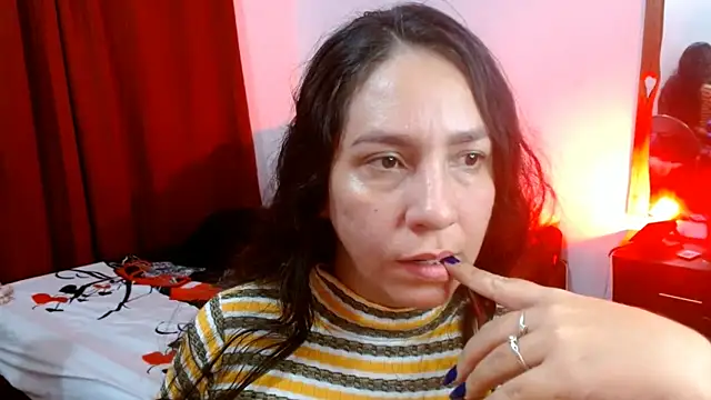 Snapshot of naihroby chatting on 01/27/25, 03:47 naihroby online show from 01/27/25, 03:47