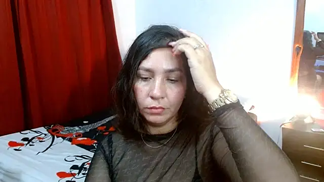 Snapshot of naihroby chatting on 02/17/25, 03:25 naihroby online show from 02/17/25, 03:25