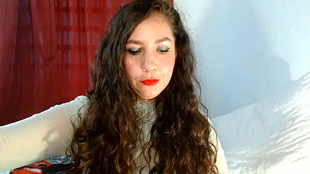 Snapshot of naihroby chatting on 02/22/25, 11:03 naihroby online show from 02/22/25, 11:03