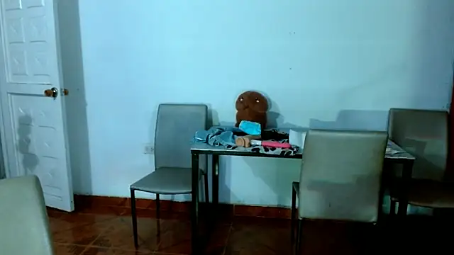 Snapshot of naihroby chatting on 02/24/25, 04:16 naihroby online show from 02/24/25, 04:16