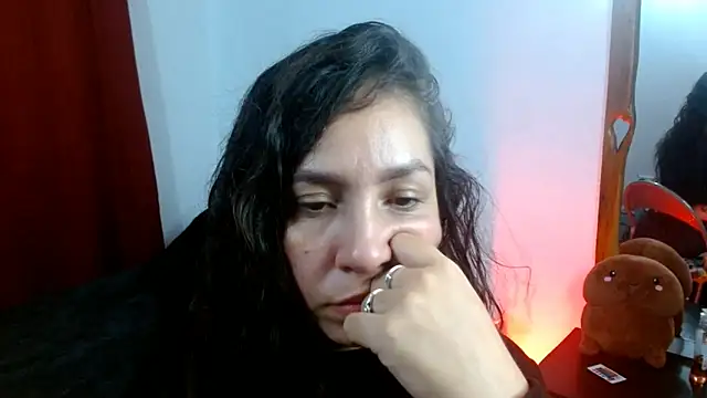 Snapshot of naihroby chatting on 03/07/25, 04:13 naihroby online show from 03/07/25, 04:13