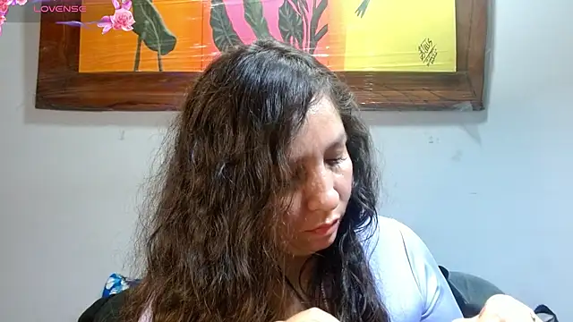 Snapshot of naihroby chatting on 09/13/25, 07:41 naihroby online show from 09/13/25, 07:41