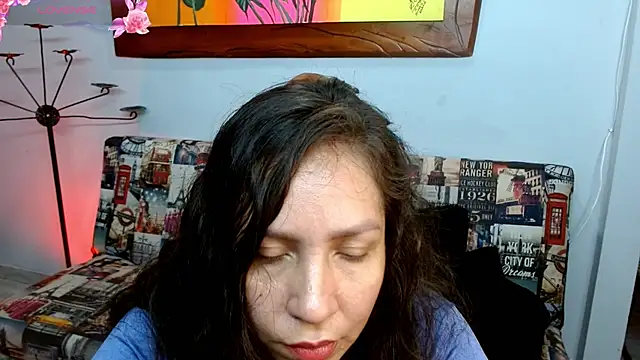 Snapshot of naihroby chatting on 09/30/25, 06:40 naihroby online show from 09/30/25, 06:40