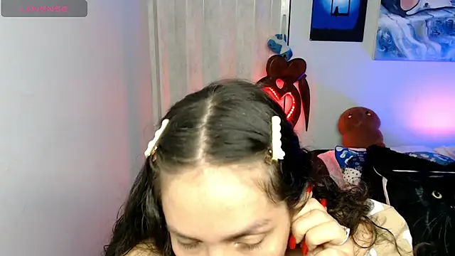 Snapshot of naihroby chatting on 04/22/26, 04:59 naihroby online show from 04/22/26, 04:59