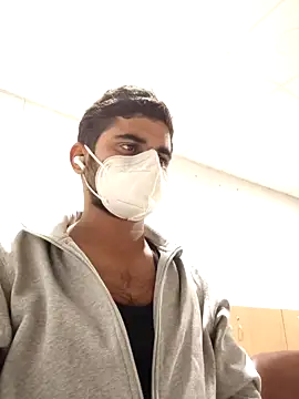 Ishan003 online show from 12/19/24, 04:57