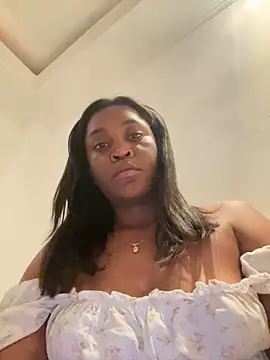 Nayrabennett online show from 03/12/25, 12:42