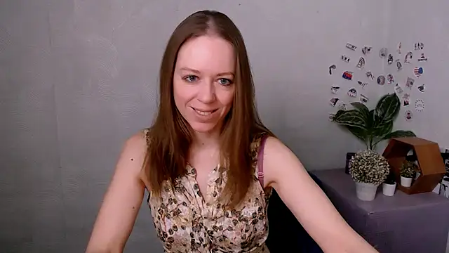 Snapshot of GloriaSi_ chatting on 04/10/26, 04:50 GloriaSi online show from 04/10/26, 04:50