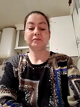 Snapshot of RamyLove36 chatting on 02/05/25, 04:37 RamyLove36 online show from 02/05/25, 04:37