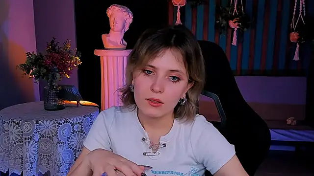 LolaAsmus online show from 01/18/25, 08:20