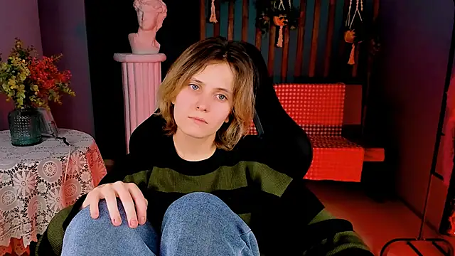 LolaAsmus online show from 01/30/25, 12:27