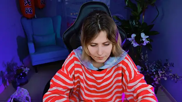 LolaAsmus online show from 02/14/25, 11:10