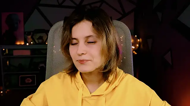 LolaAsmus online show from 02/28/25, 01:14