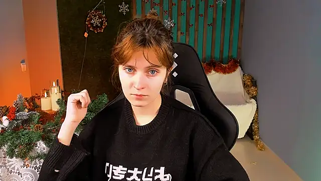 LolaAsmus online show from 12/18/25, 01:17