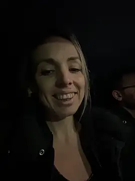 Annelibre online show from 01/04/25, 06:09