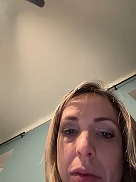 Annelibre online show from 01/31/25, 08:54