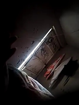 m4ti-hot online show from 09/09/25, 12:59