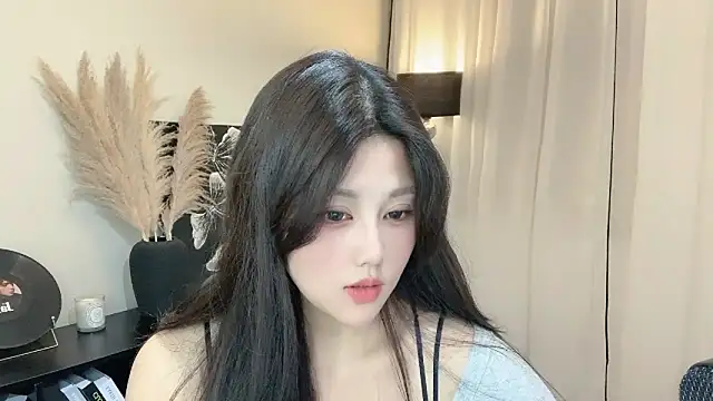 Strawberrybabyy1 online show from 03/08/25, 03:13