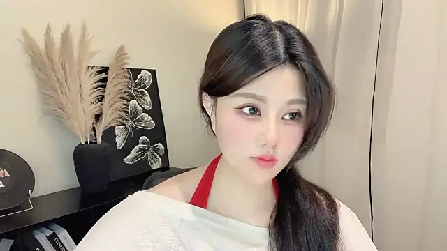 Strawberrybabyy1 online show from 03/14/25, 01:24