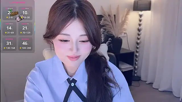 Strawberrybabyy1 online show from 09/26/25, 01:15