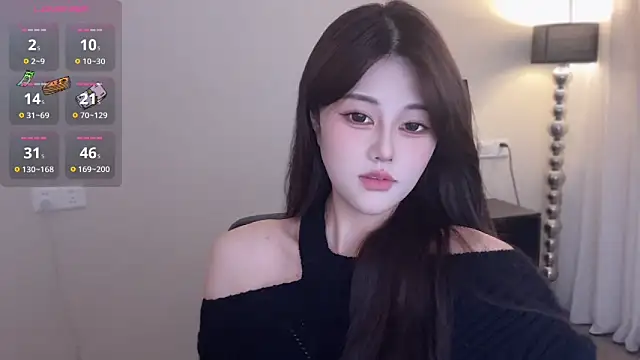 Snapshot of Strawberrybabyy1 chatting on 11/15/25, 03:08 Strawberrybabyy1 online show from 11/15/25, 03:08