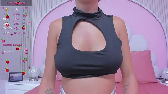 Snapshot of Meli_castillo chatting on 03/04/25, 12:12 Meli castillo online show from 03/04/25, 12:12