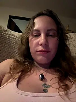 Snapshot of Yanacool007 chatting on 09/12/25, 08:09 Yanacool007 online show from 09/12/25, 08:09