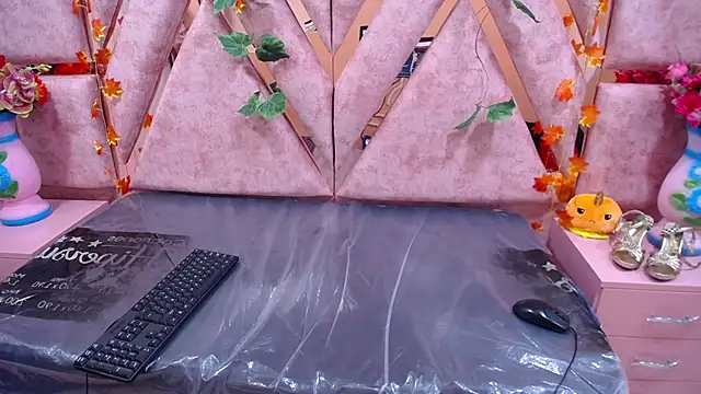 CataleyaLars20 online show from 02/03/25, 03:49