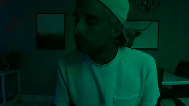 SirCharlesXXX online show from 10/25/25, 12:40