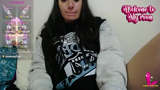 Snapshot of sofi_66 chatting on 03/04/25, 04:27 sofi 66 online show from 03/04/25, 04:27