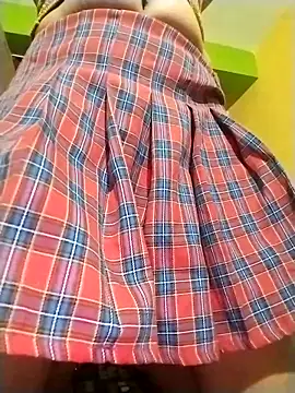 Snapshot of Babydoll_18 chatting on 03/31/26, 01:44 Babydoll 18 online show from 03/31/26, 01:44