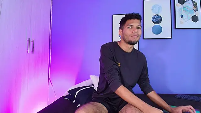 miaa lux online show from 01/05/25, 05:20