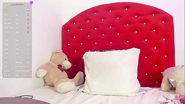 brittany williams  online show from 03/19/25, 03:19