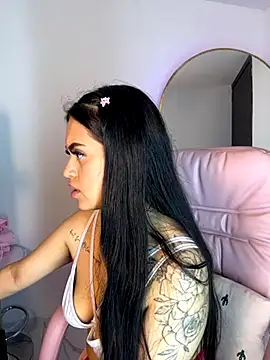 Snapshot of playsecrets chatting on 10/22/25, 12:27 playsecrets online show from 10/22/25, 12:27