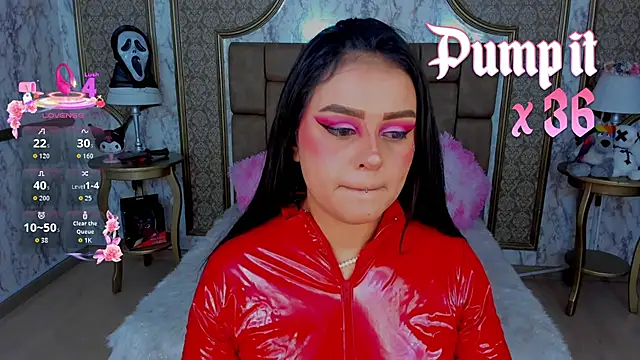 SoffiQueen online show from 10/27/25, 08:46