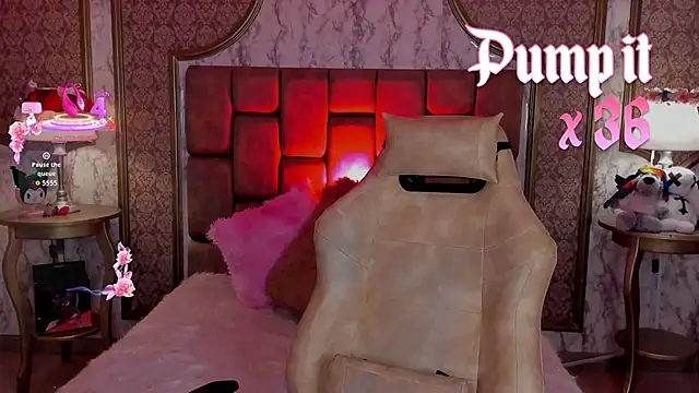 SoffiQueen online show from 11/13/25, 07:57