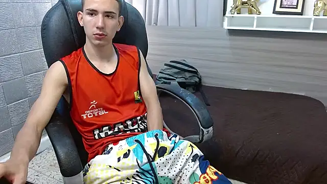 JackSwan18 online show from 01/14/26, 06:13