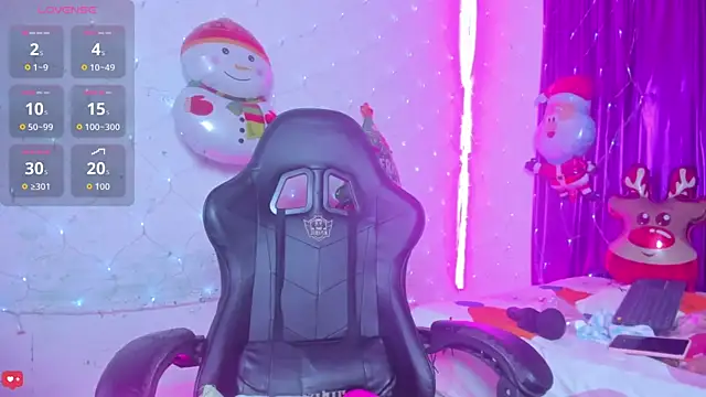 Snapshot of jonson- chatting on 12/14/25, 07:18 jonson- online show from 12/14/25, 07:18