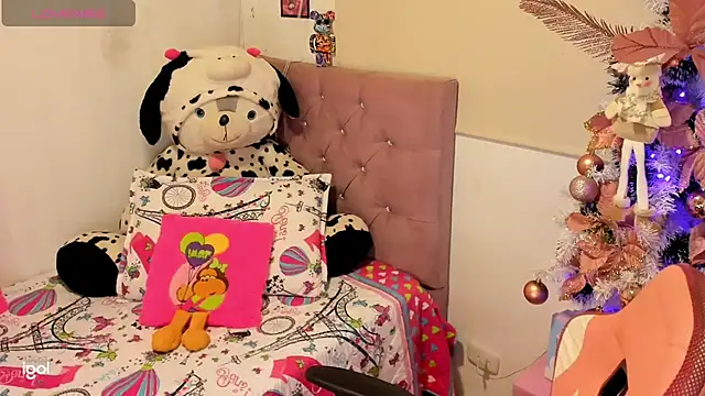 bruneettklaryss online show from 12/22/24, 10:28