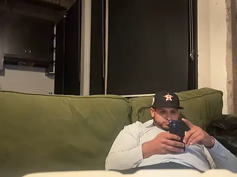 Insaneskillzz69 online show from 03/07/25, 01:07