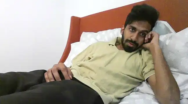 Snapshot of skinny__boy__ chatting on 12/11/24, 07:03 skinny boy online show from 12/11/24, 07:03